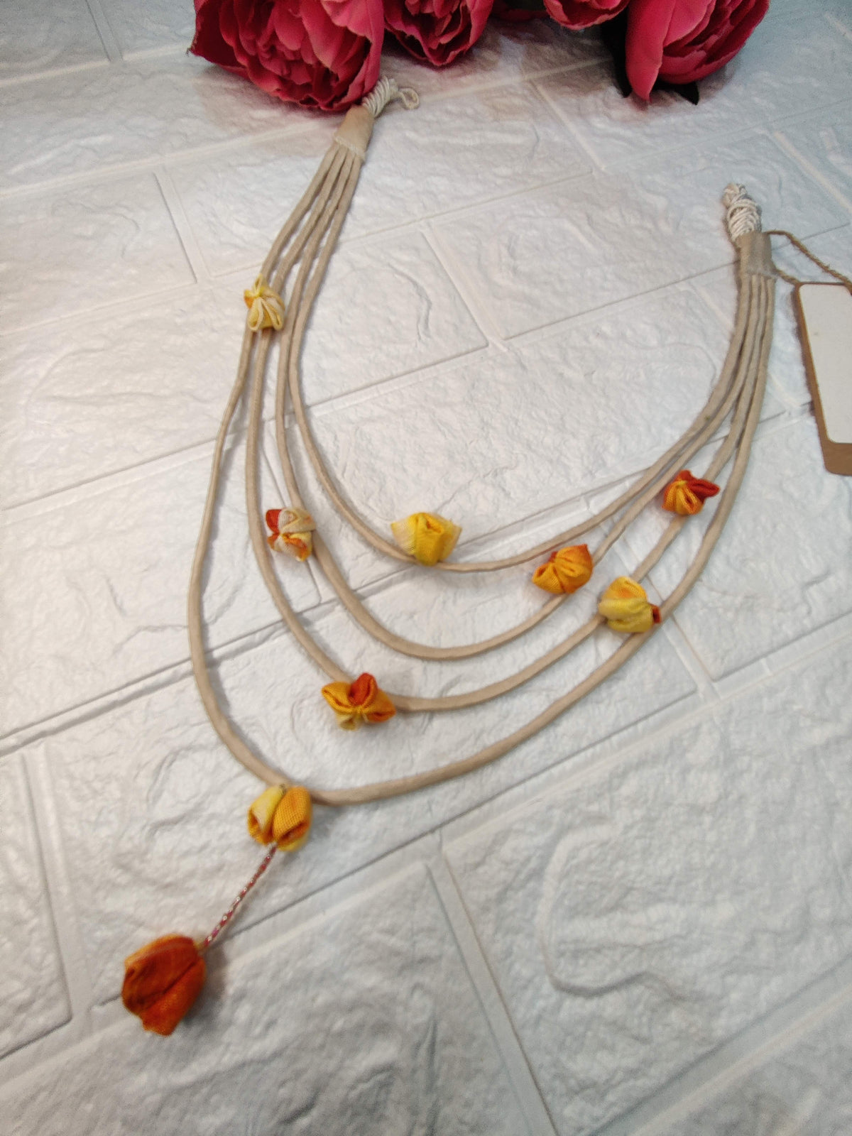 Multi-layered necklace