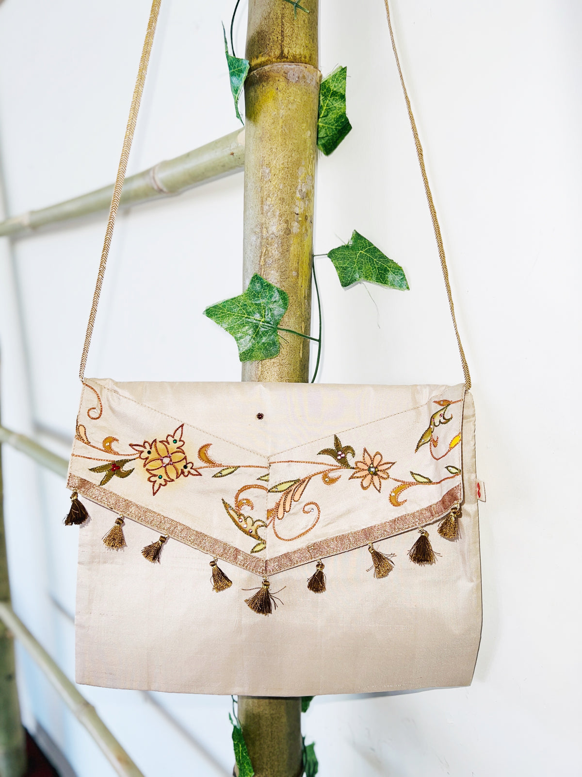 Faded White &amp; Brown Sling Bag, Tote Bag and Mats