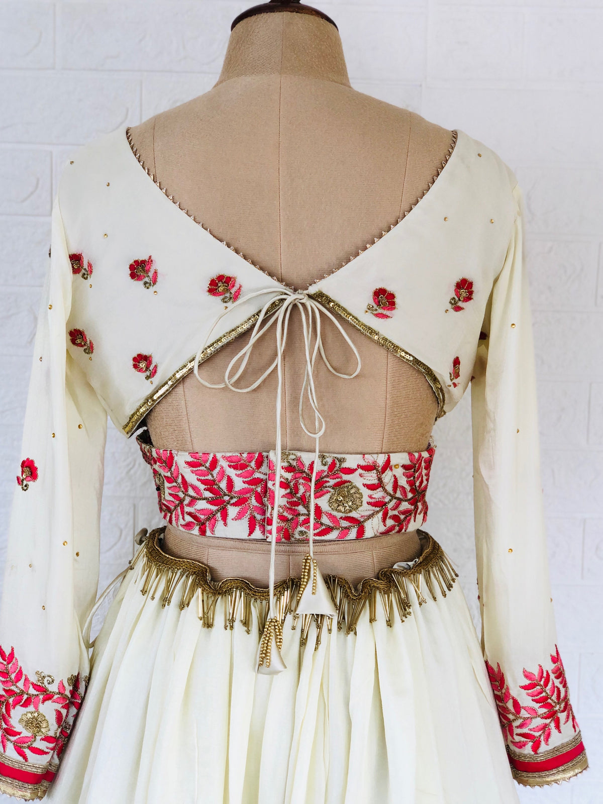 Off-white Lehenga