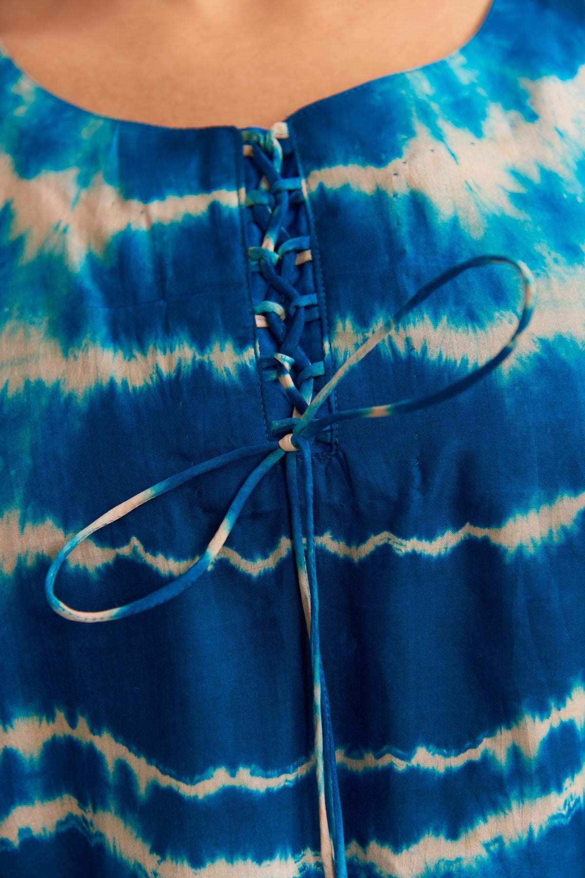 Kaftan with criss-cross detail