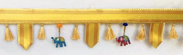 Gold Bordered Toran