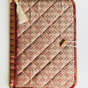 Quilted A4 File – Marron