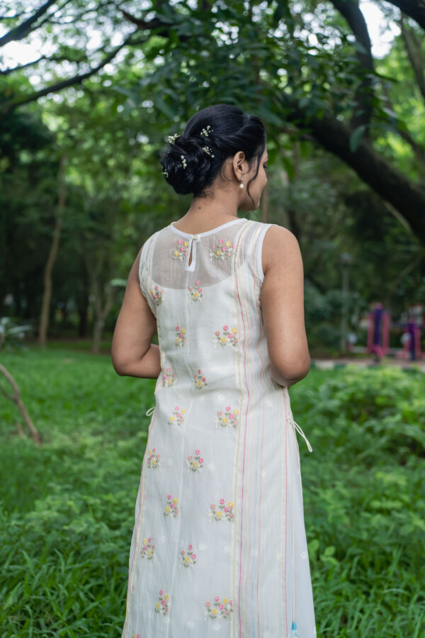 Grace layered sleeveles dress - Image 3