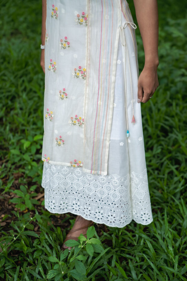 Grace layered sleeveles dress - Image 5