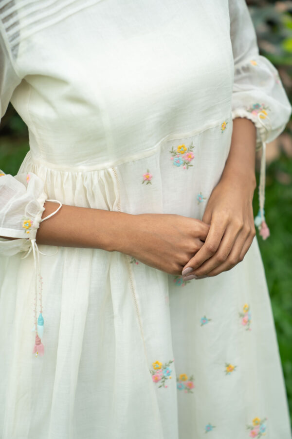 Noor layered dress - Image 9