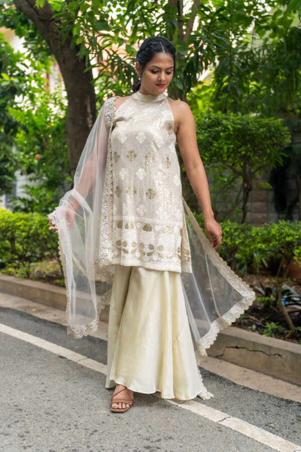 Champagne halter neck kurta and sharara set - Image 4