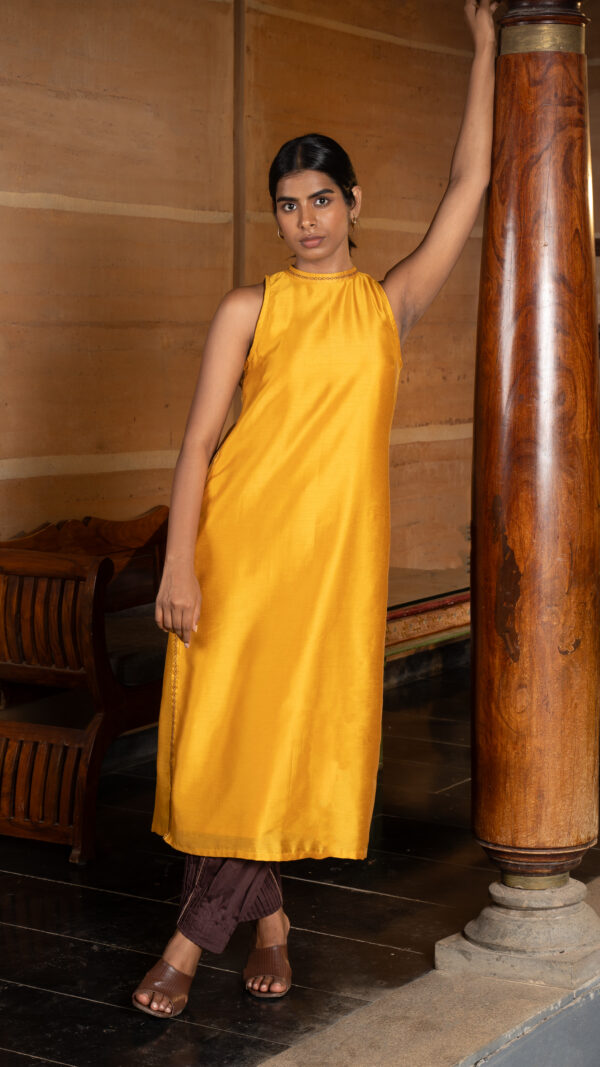 HALTER NECK KURTA