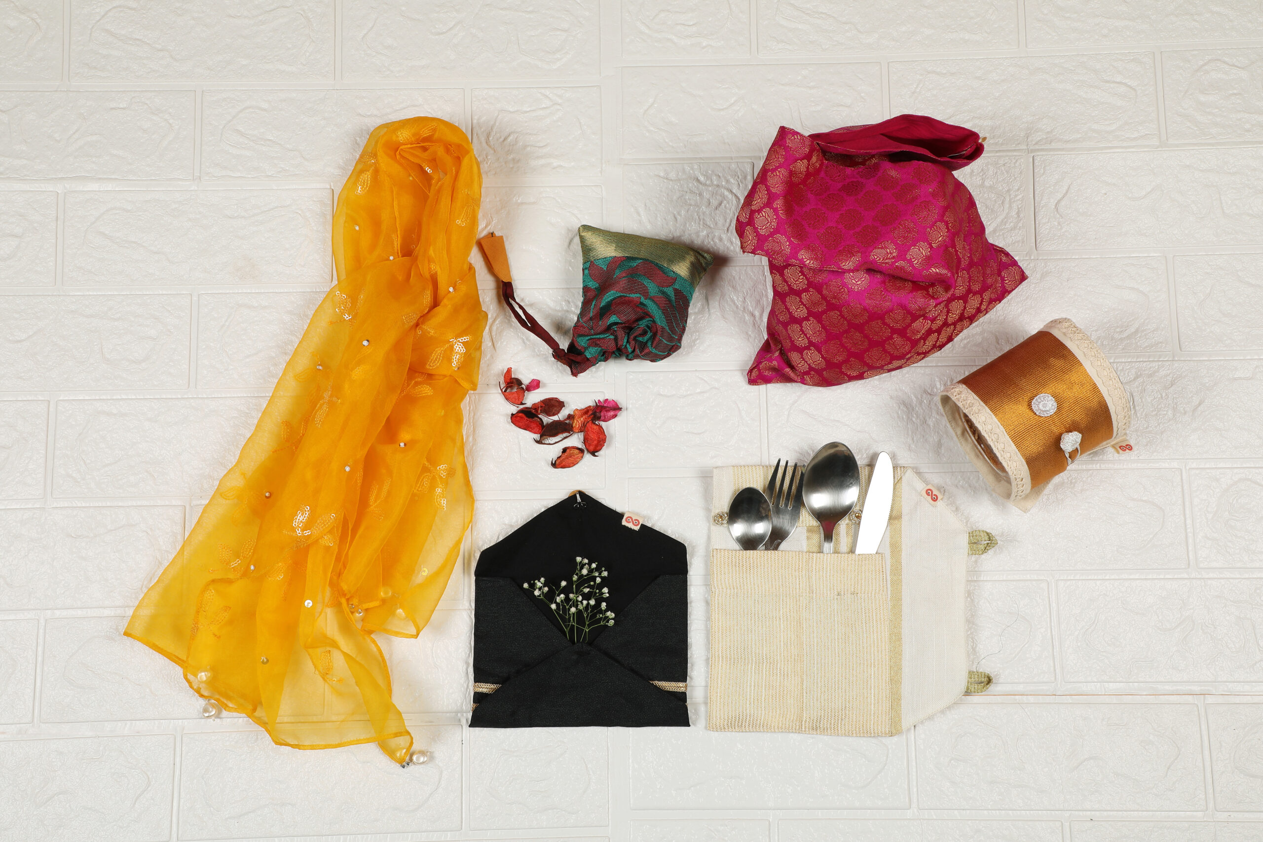 Simple Luxuries Box - Image 4