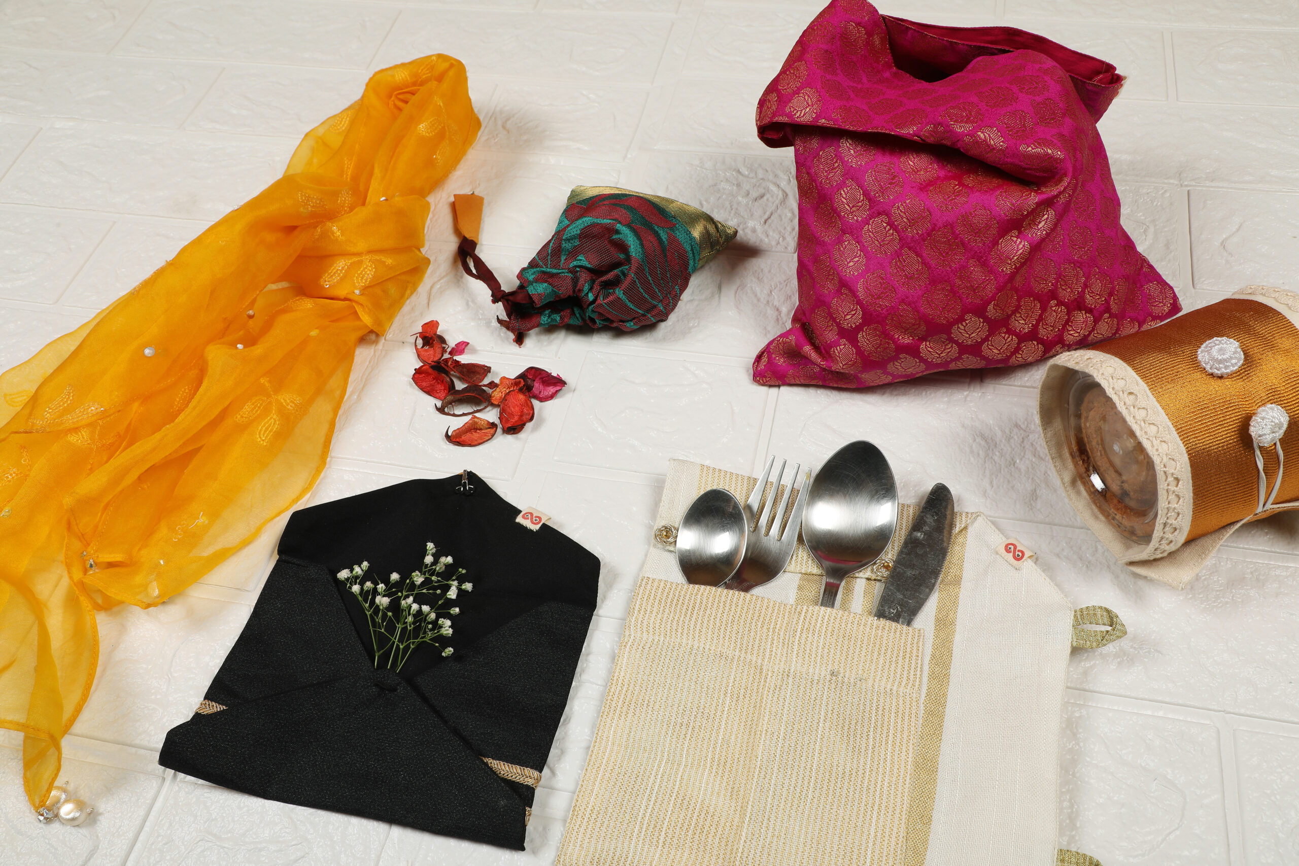 Simple Luxuries Box - Image 3