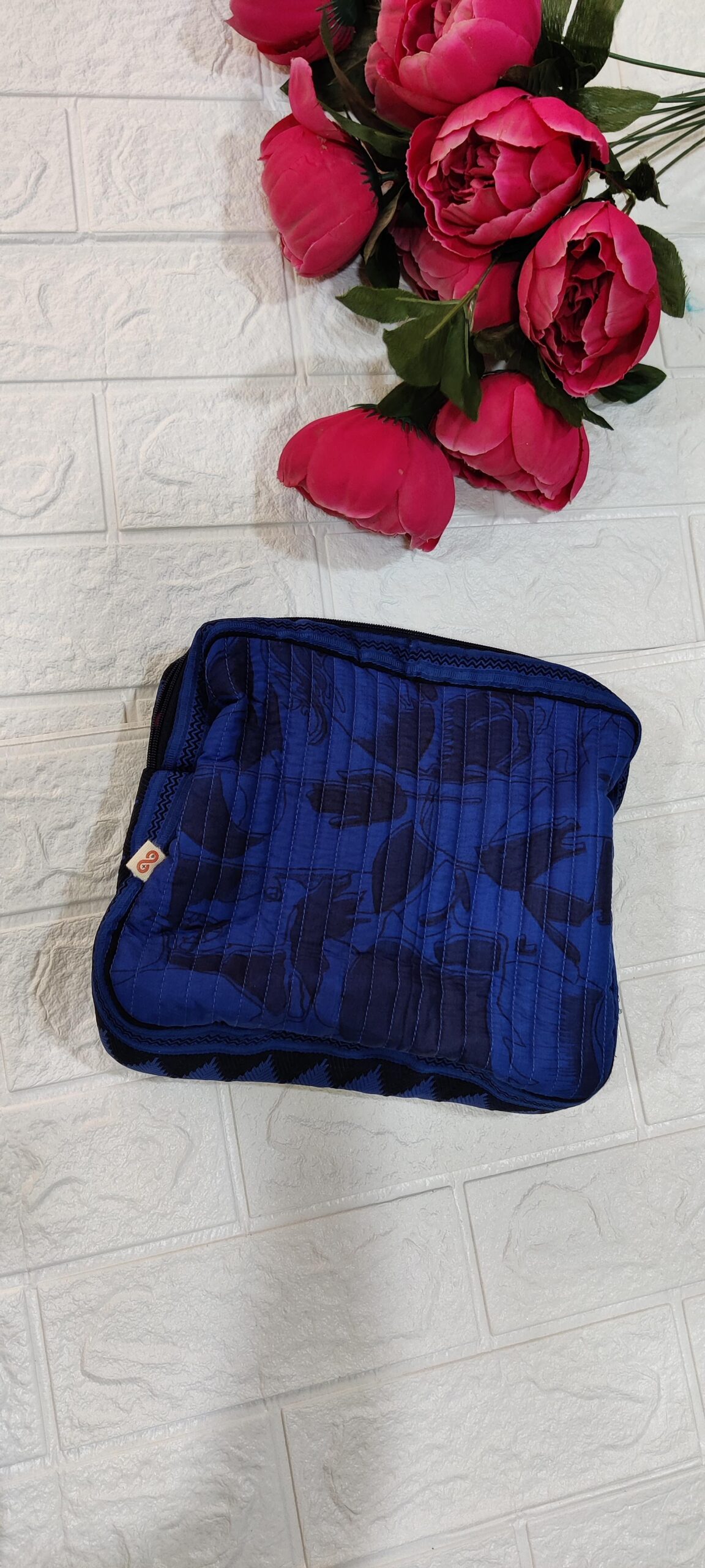 Make up pouch (big) - Image 7